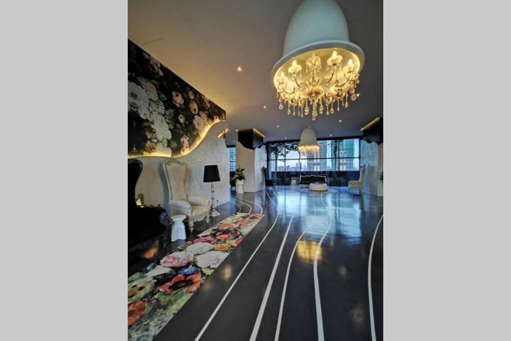 HappyHome @ Arte Mont Kiara Kuala Lumpur Hartamas Damansara Luaran gambar